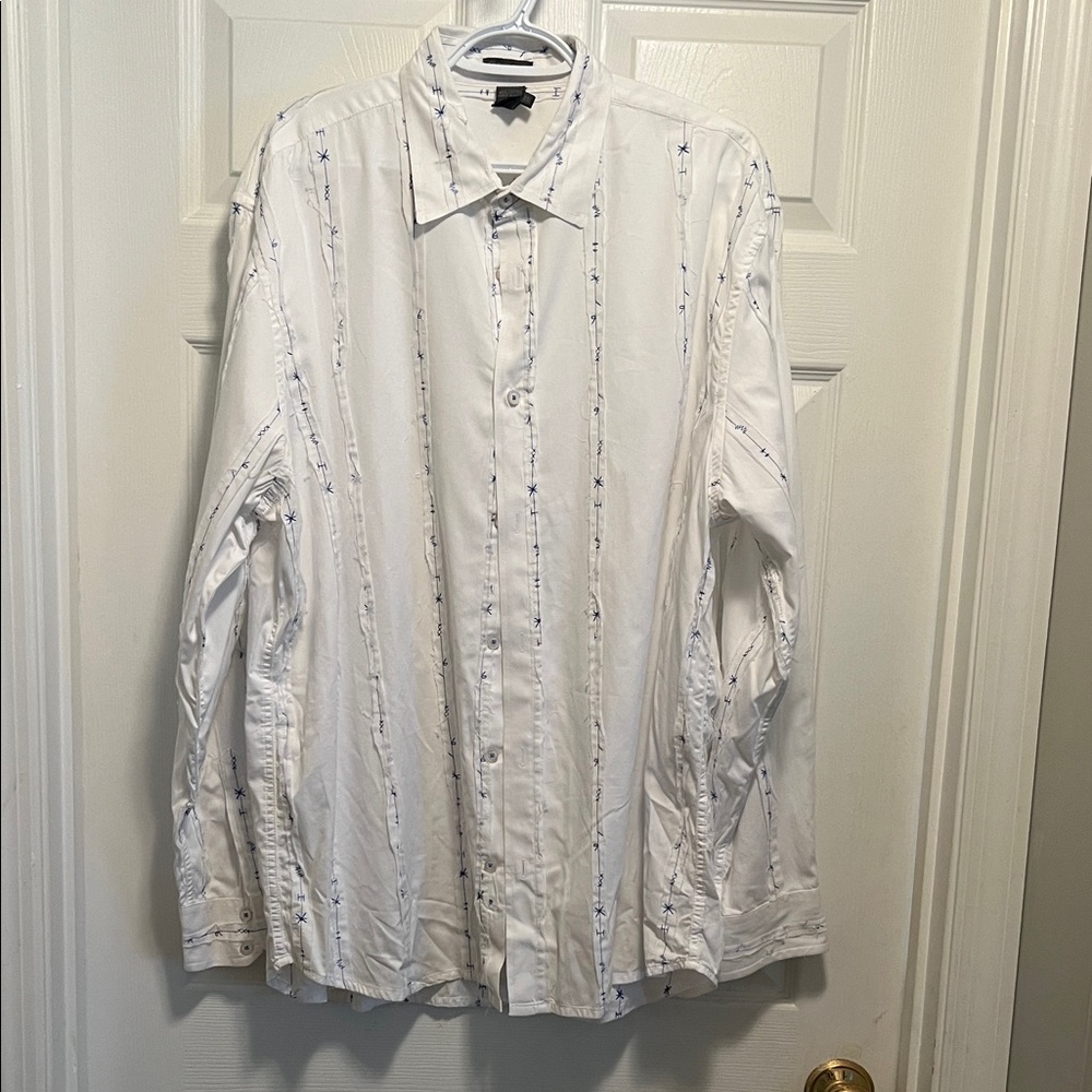 FINAL MARKDOWN White Distressed Men's Shirt